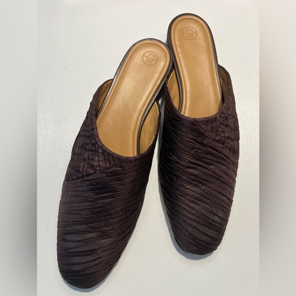 The Row Mules